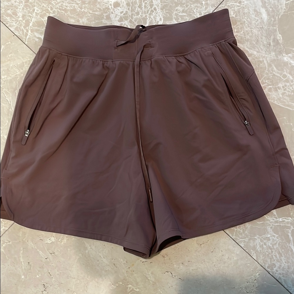 Lululemon shorts like new